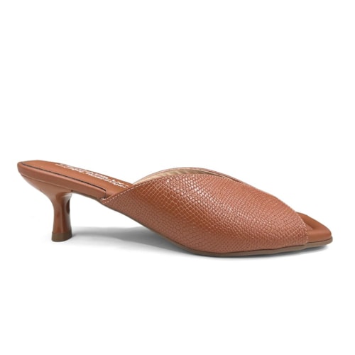 Detalhe - Tamanco Piccadilly Wide Fit Conforto Rita 613001 Ocre