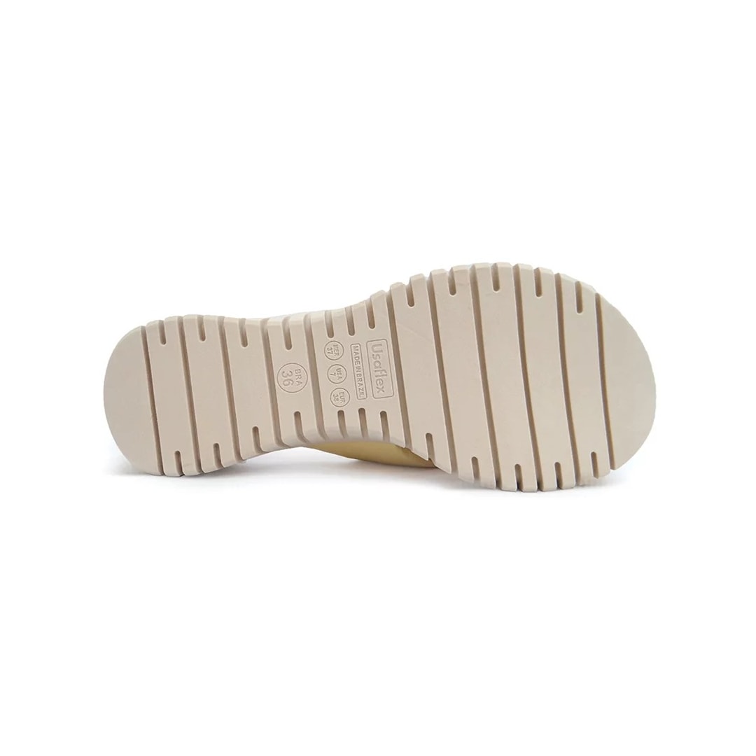 Tamanco Usaflex Plataforma Feminino Ah0102 Baunilha Tamanco Usaflex Plataforma Feminino Ah0102 Baunilha