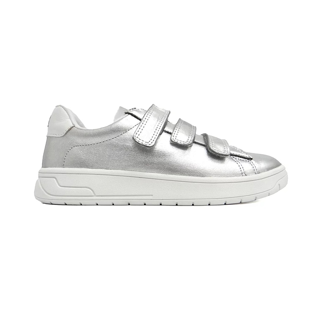 Tênis Marina Mello Casual De Couro 47026 Prata/Branco Tênis Marina Mello Casual De Couro 47026 Prata/Branco