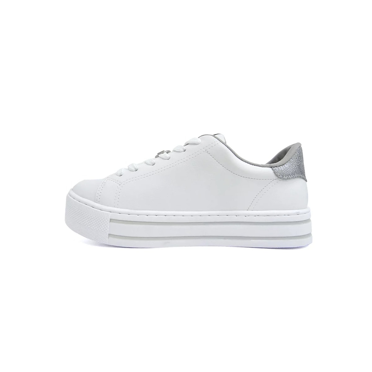 Tênis Via Marte Casual 23-11807 Branco/Prata Tênis Via Marte Casual 23-11807 Branco/Prata