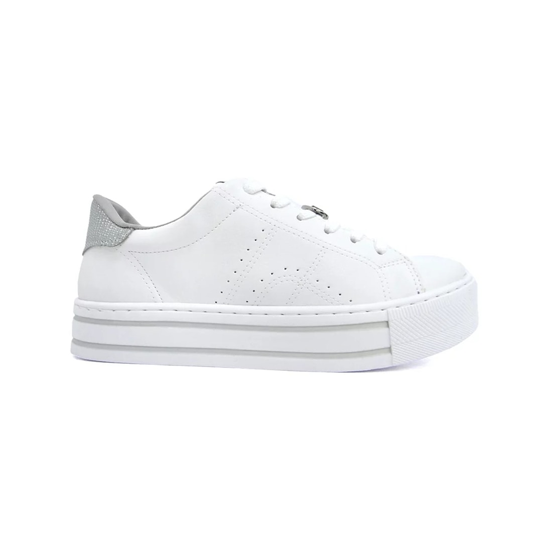 Tênis Via Marte Casual 23-11807 Branco/Prata Tênis Via Marte Casual 23-11807 Branco/Prata