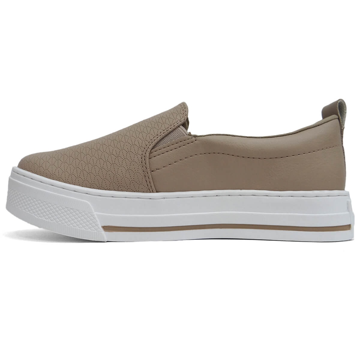 Tênis Via Marte Casual Slip-On 027-007-02 Creme Tênis Via Marte Casual Slip-On 027-007-02 Creme