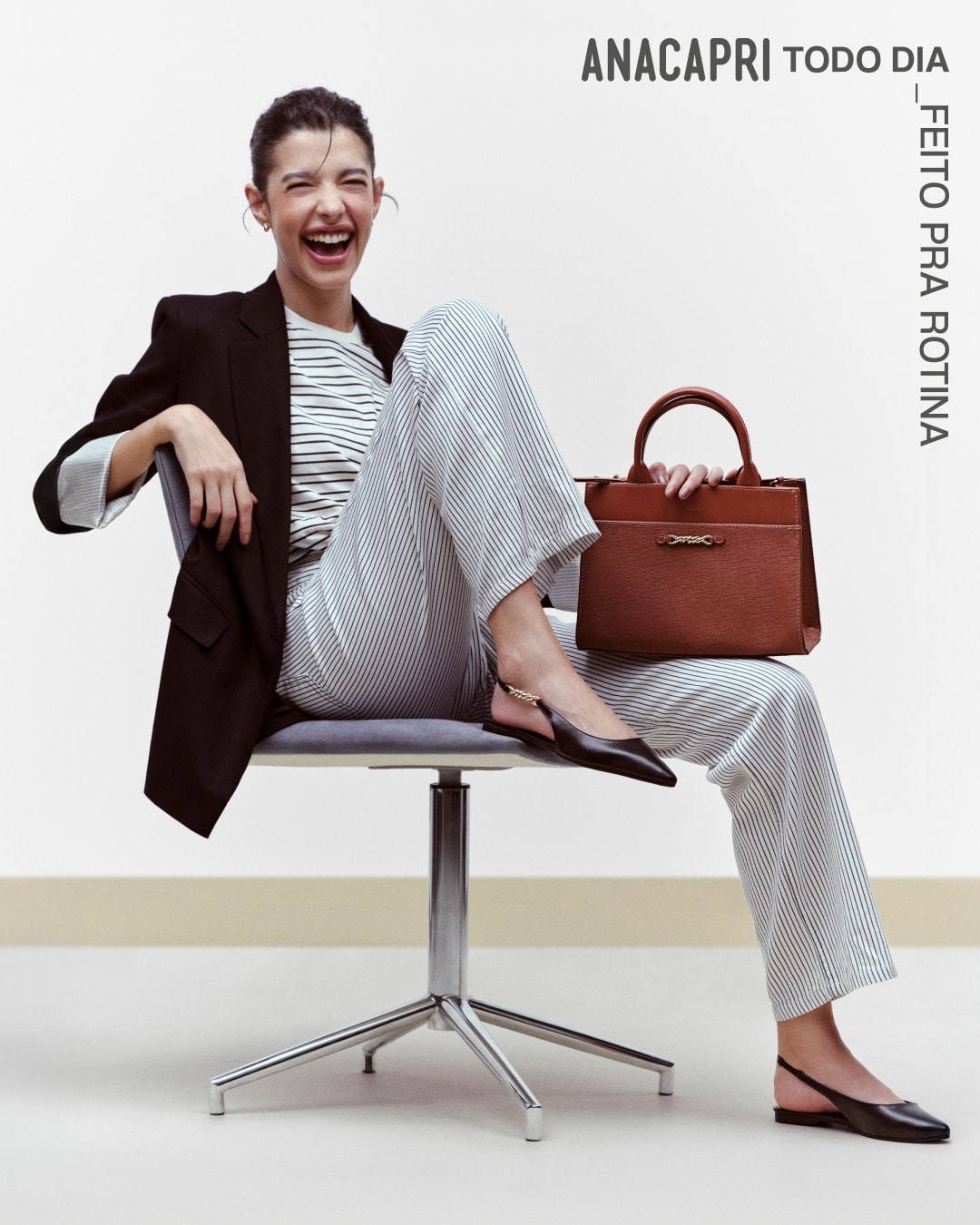 Look completo Anacapri, mostrando versatilidade e estilo da cabeça aos pés